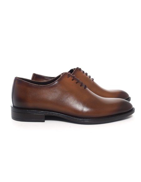 Oxford de piel liso color cuero