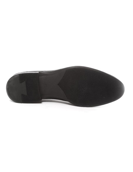 Black leather Oxford