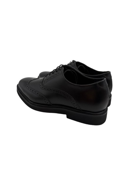 Oxford de piel de costura vuelta color negro