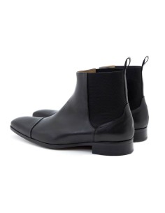 Black leather chelsea boots 2