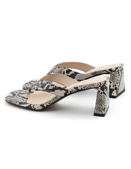 Zapato de Vestir de piel liso color negro