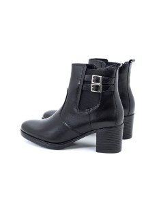 Black leather women's boots 2